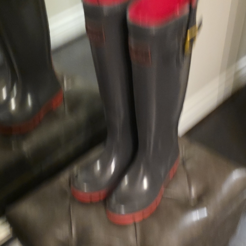 Joules Women's Charcoal and Scarlet Rain Boots - Picture 7 of 11